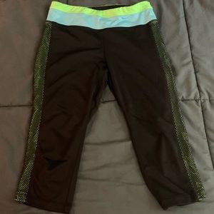 Yoga pants - Jennifer Moore